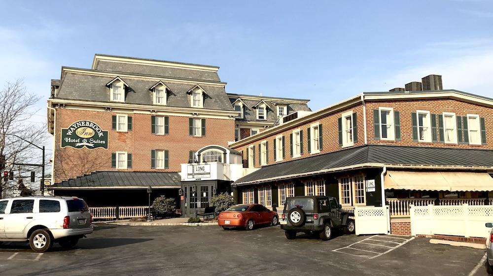 Waynebrook Inn Honey Brook Esterno foto