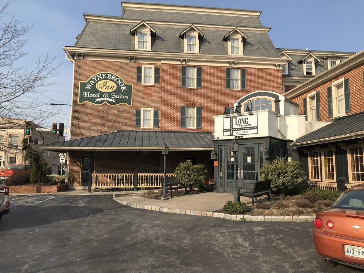 Waynebrook Inn Honey Brook Esterno foto