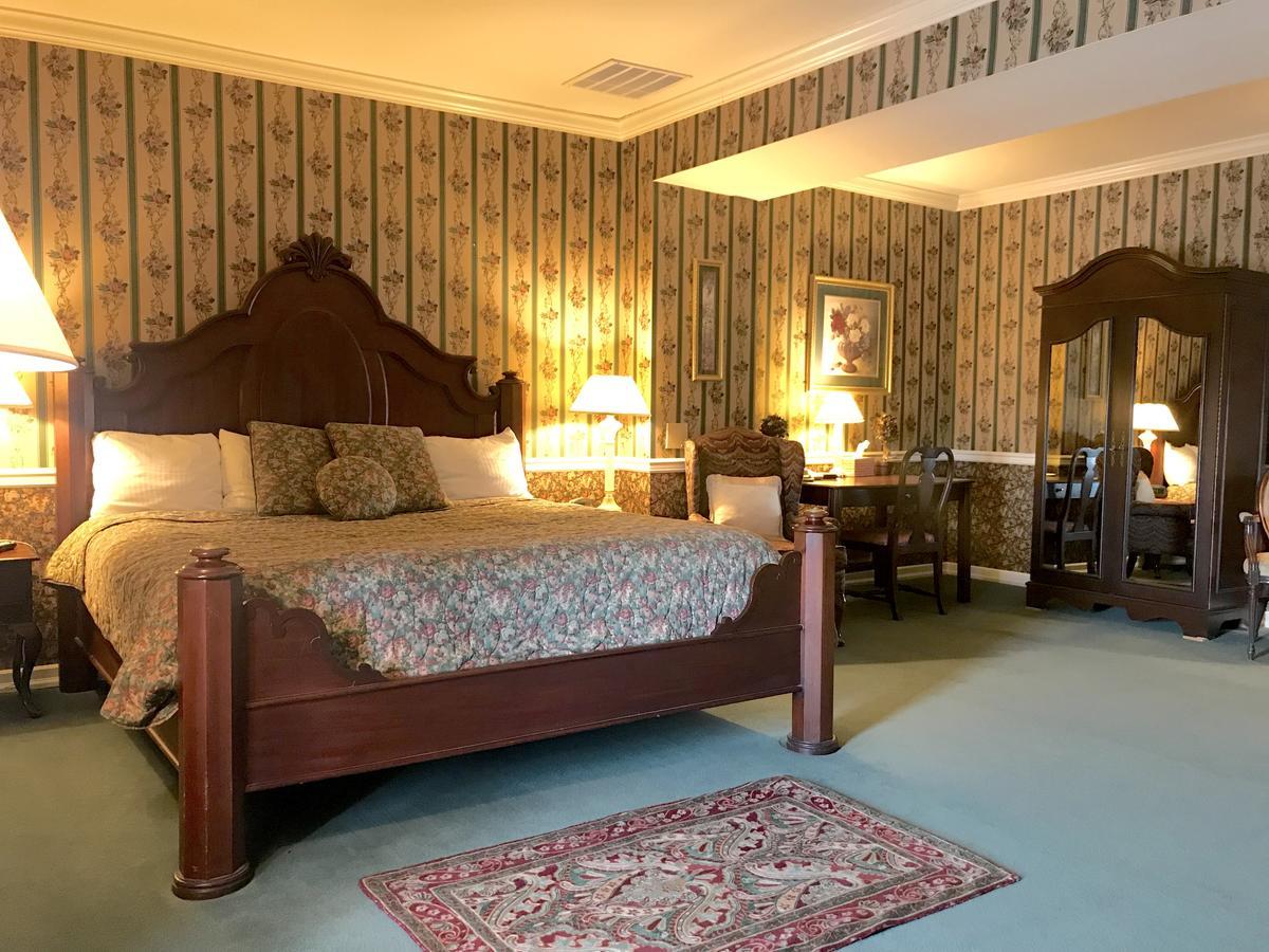 Waynebrook Inn Honey Brook Esterno foto